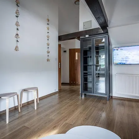 Aparteo Klarent Apartment